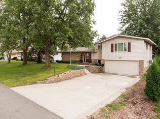 914 Westwood Dr SW, Alexandria, MN 56308