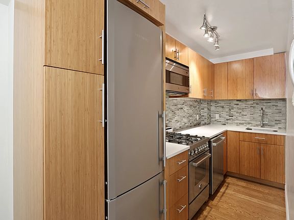5th image of 515 E 85th St APT 6-C