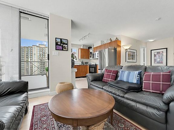 4th image of 850 Royal Ave #1604