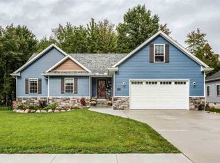 5874 S Bob White Dr APT 31, Smiths Creek, MI 48074