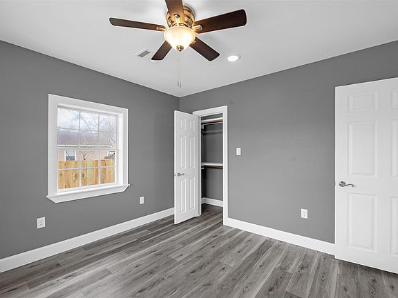 4th image of 5002 Lelia St