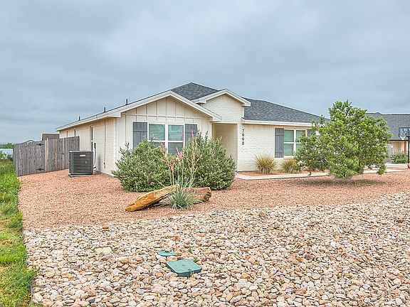4th image of 7998 Bearcat Ct