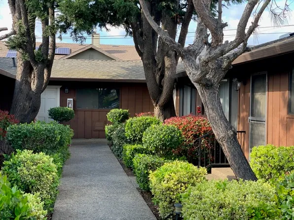 1665 W Lockeford St APT 2, Lodi, CA 95242