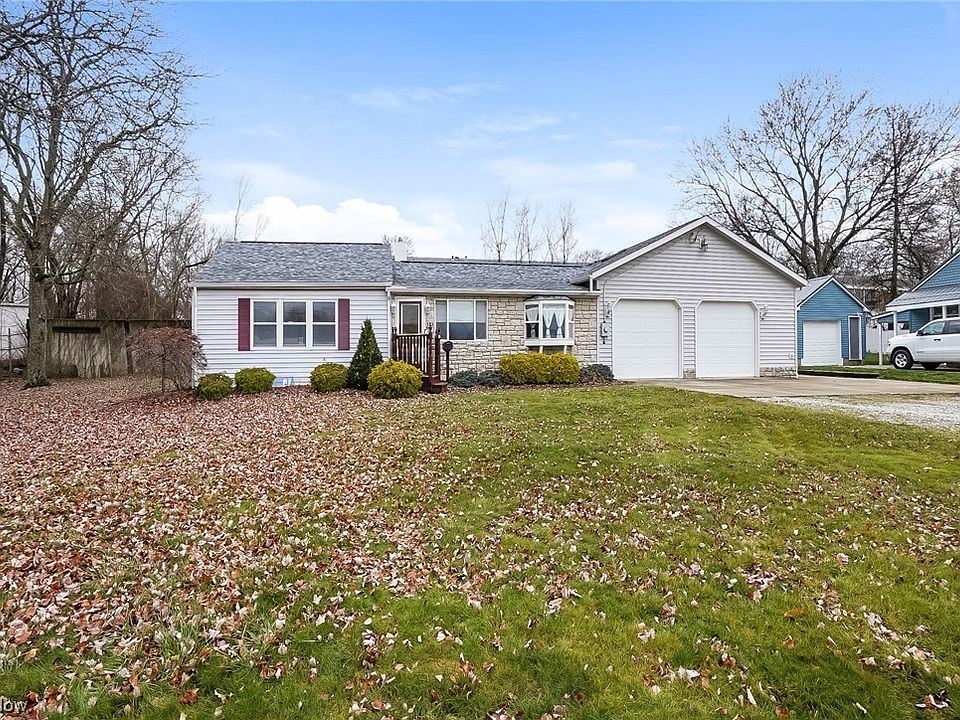 1st image of 121 Kent Dr