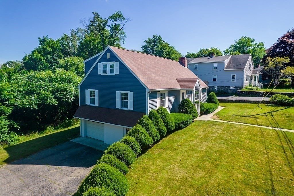 295 Dennison Dr, Southbridge, MA 01550 Zillow
