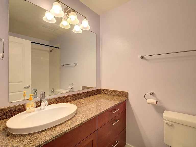 11525 Greenwood Ave N #401 — Photo 25