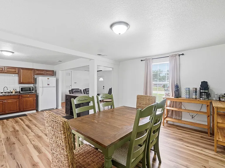 2917 Hickory St — Photo 10