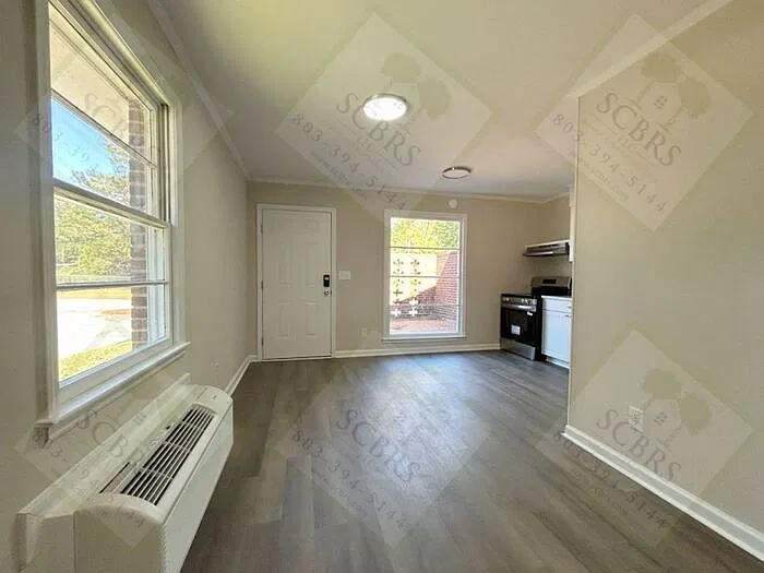 3940 Gill St — Photo 3