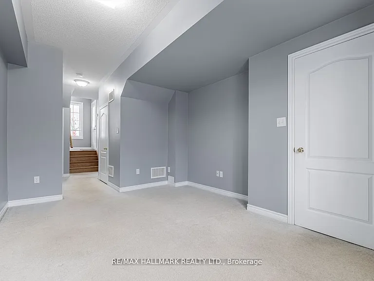15 Old Colony Rd #10 — Photo 22