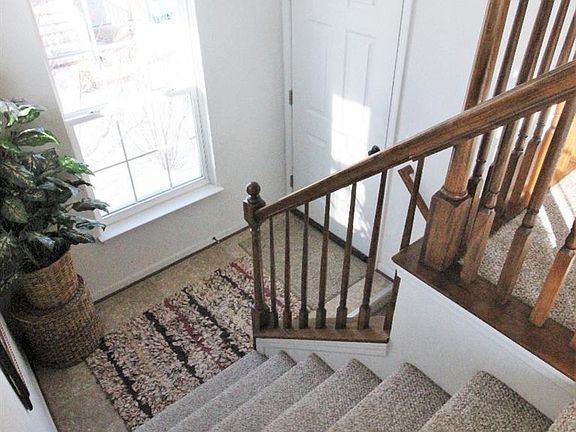 4th image of 13658 Pinewood Ln #48