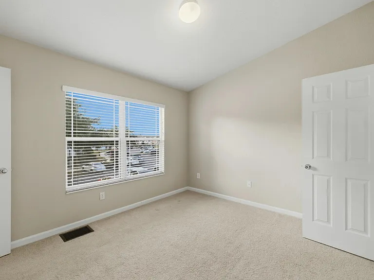 4482 SW 49th Ave — Photo 18