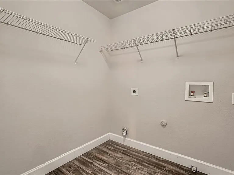 612 Copper Ct — Photo 23