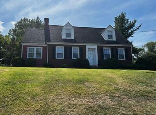 461 E Scottland Rd, Covington, VA 24426