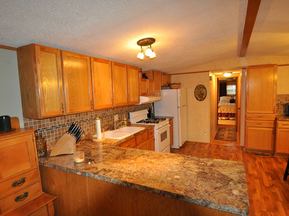 1st image of 23 S Hiawatha Cir