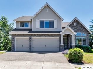 10902 SE Pheasant Ridge Dr, Happy Valley, OR 97086
