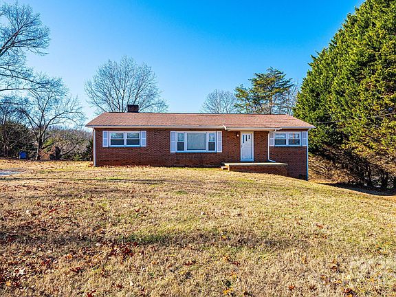 2nd image of 3846 Powell Dr S