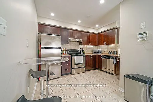 3950 Erin Centre Blvd E #66 — Photo 8