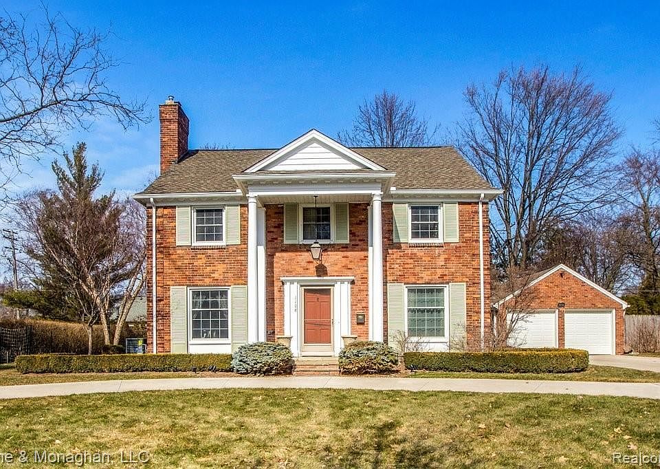 1st image of 1108 Lochmoor Blvd