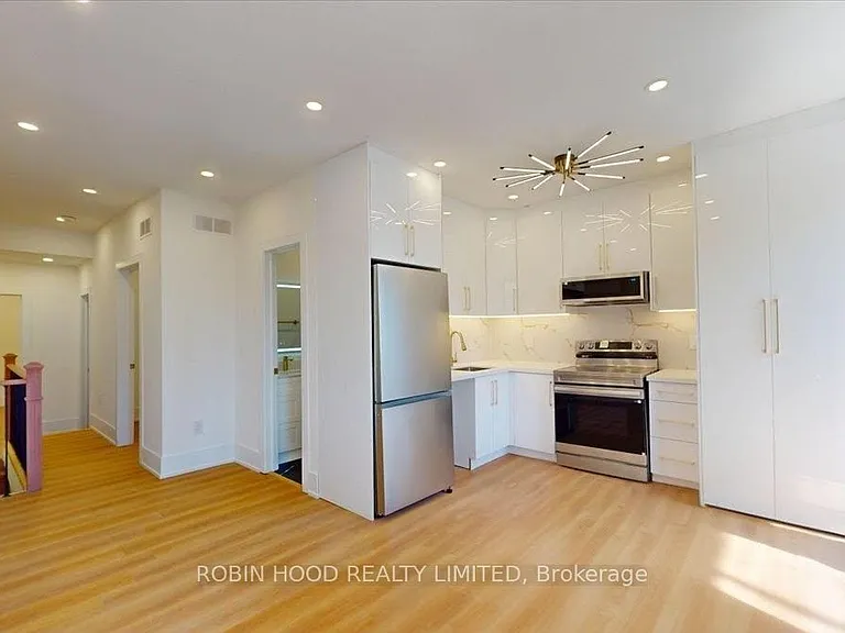239 Christie St #2 — Photo 7