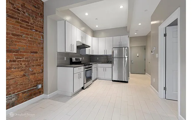 Rented by Douglas Elliman | media 8