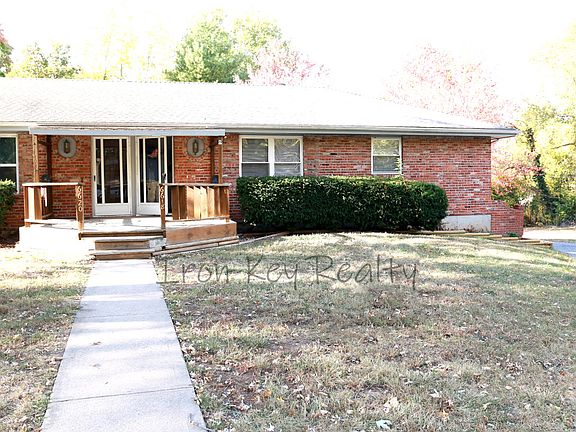 2nd image of 6618 Garnett Ct