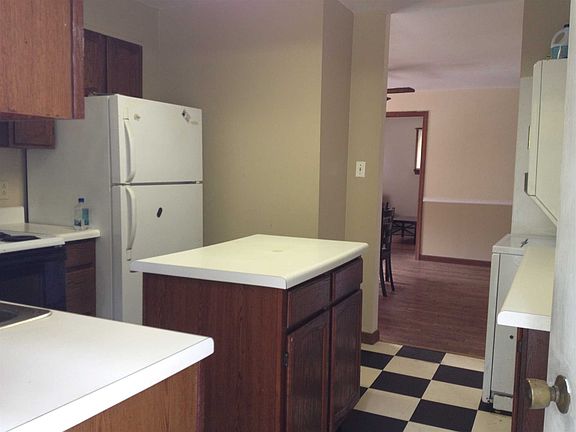 5th image of 28 Prospect St #2