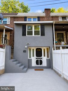 6617 Church Ln, Upper Darby, PA, 19082