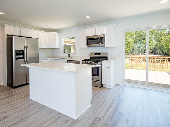 4th image of 25936 W Oak Ave