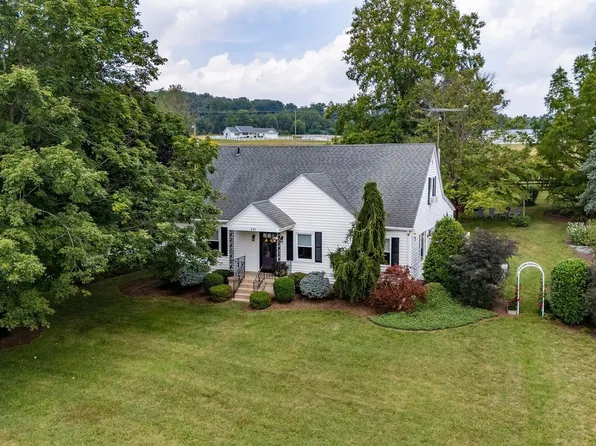 141 Leaport Rd, Mount Sidney, VA 24467