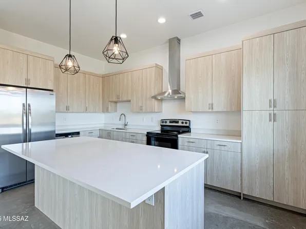 130 Avenida Ostion, Rio Rico, AZ 85648