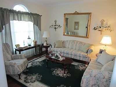 4th image of 8000 Fort Gilmer Dr