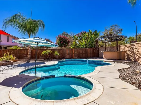 28817 Golden Dawn Dr, Menifee, CA 92584