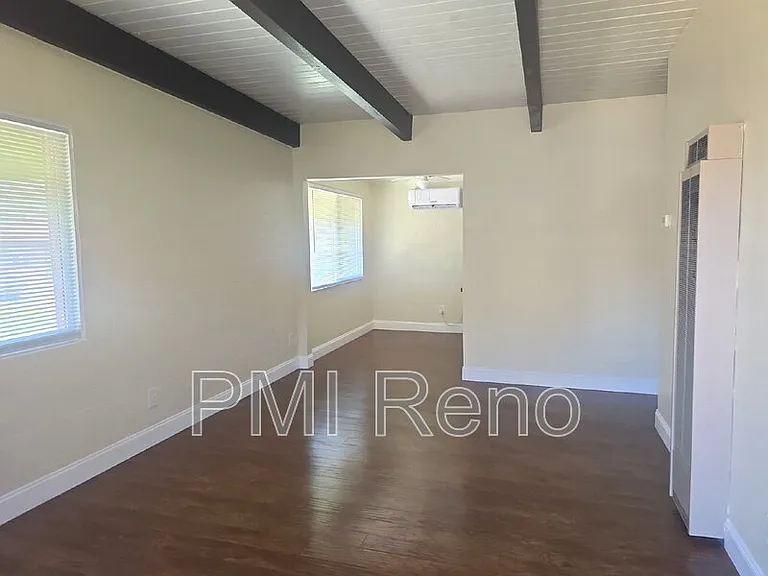 780 Lander St #4 — Photo 4