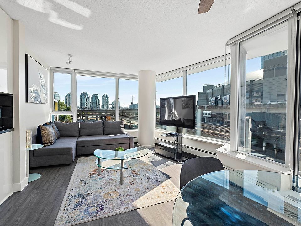 1st image of 689 Abbott St #305