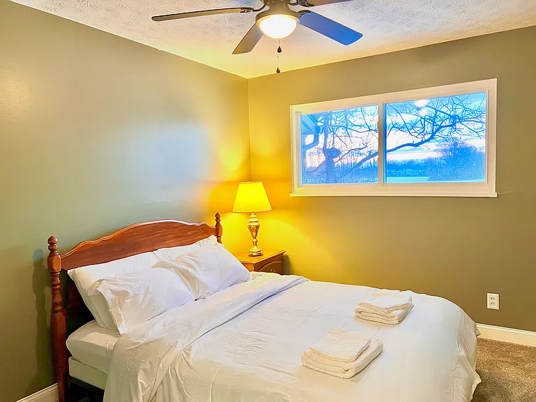 Bed room