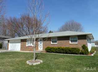 320 Illini Dr, East Peoria, IL