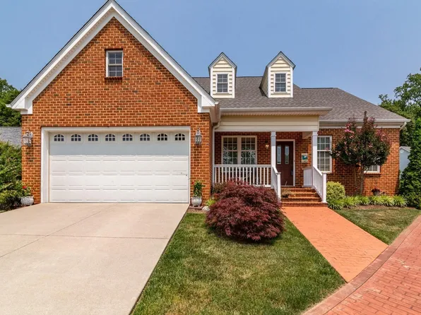 4106 Beech Cove Trl, Vinton, VA 24179