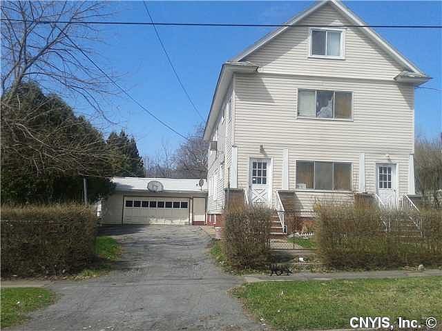 1st image of 1035 Highland St