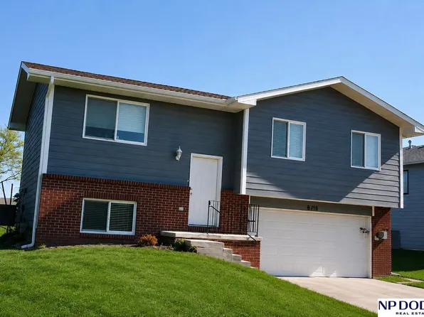 848 Barker Ln, Lincoln, NE 68521