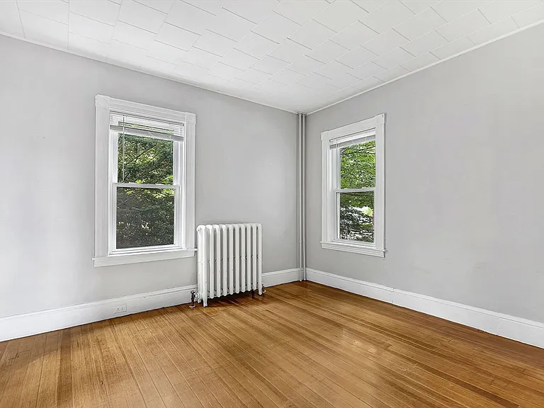 137 Central Ave #1 — Photo 8