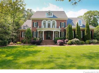 1738 Shoreham Dr, Charlotte, NC 28211