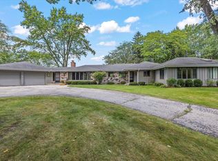 W230S4497 Milky Way Rd, Waukesha, WI 53189