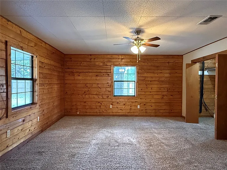 9581 Valley View Dr — Photo 22
