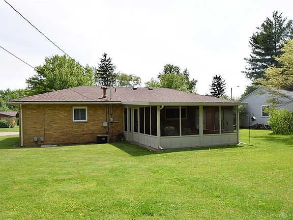 2nd image of 165 Lisa Ln