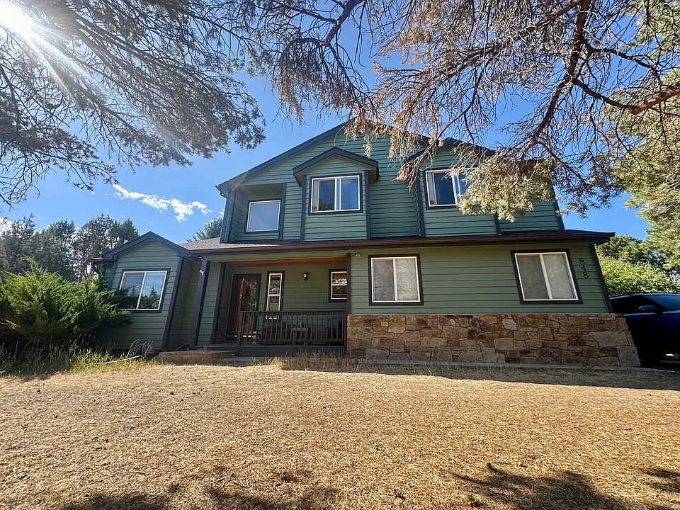 848 Mesa Dr