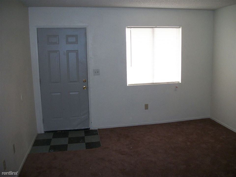 # 12, 115 Beardsley Ave 10-31-14 003 - Copy