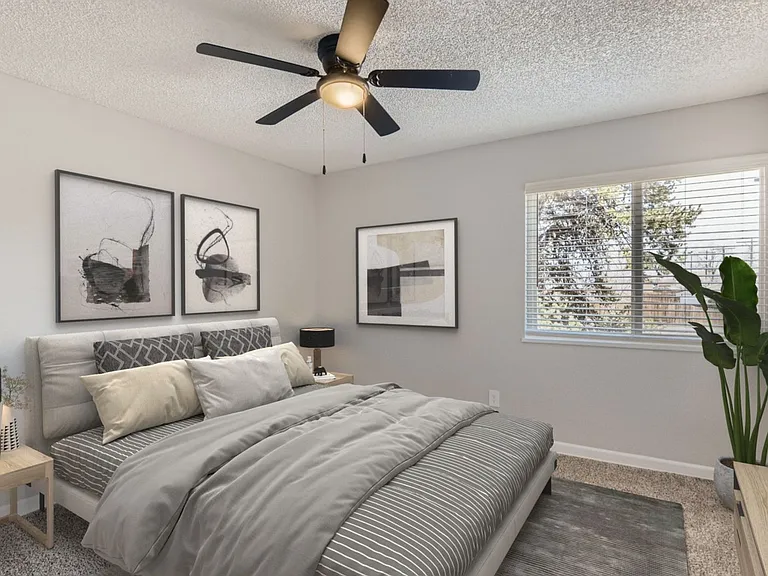 2102 Carmel Dr — Photo 6