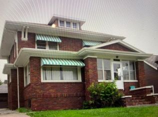 1033 N 32nd St, Omaha, NE 68131