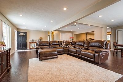 1st image of 5737 S McMillan Cir