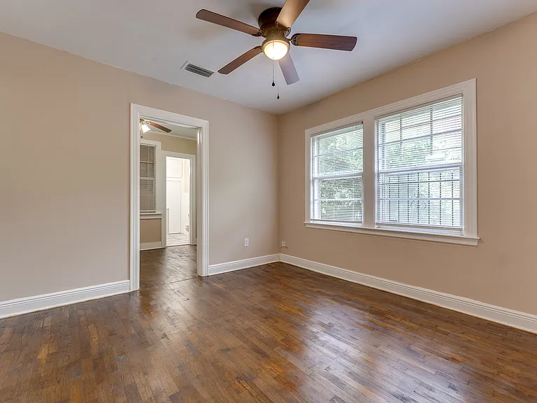 1500 W Short 17th St — Photo 20